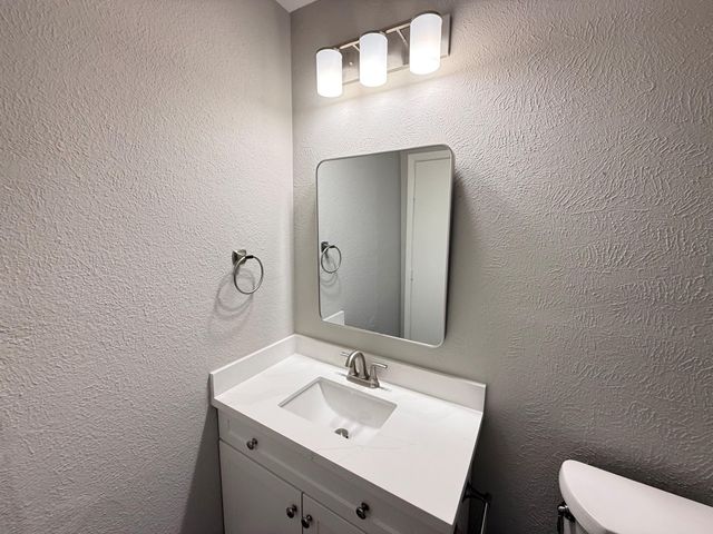 6431 Harcourt Drive, Houston, TX 77016