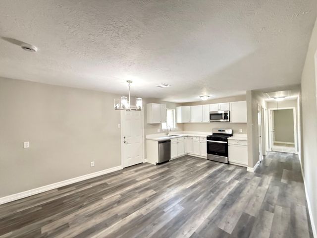 6431 Harcourt Drive, Houston, TX 77016