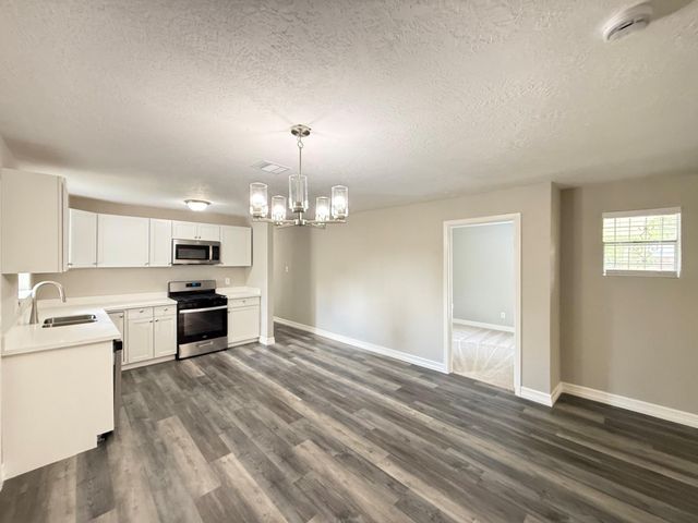 6431 Harcourt Drive, Houston, TX 77016