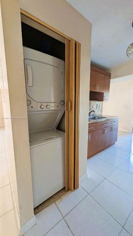 1820 W 53rd St 205, Hialeah, FL 33012