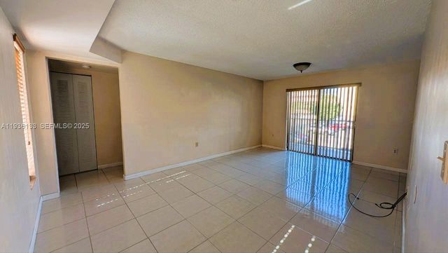 1820 W 53rd St 205, Hialeah, FL 33012