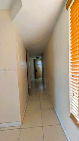 1820 W 53rd St 205, Hialeah, FL 33012