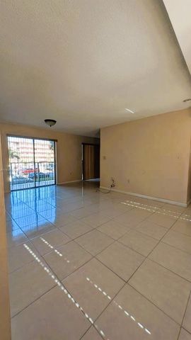 1820 W 53rd St 205, Hialeah, FL 33012