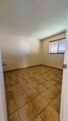 1820 W 53rd St 205, Hialeah, FL 33012