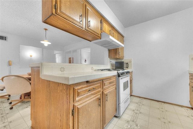 612 N Maryport, San Dimas, CA 91773