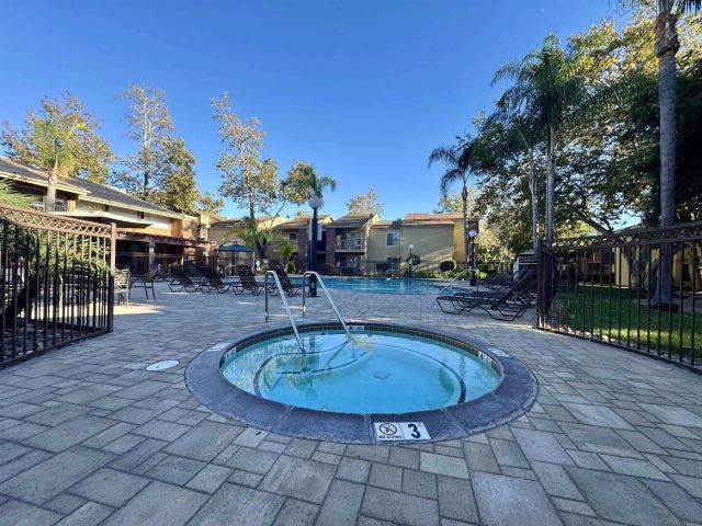 5914 Rancho Mission Rd 43, San Diego, CA 92108