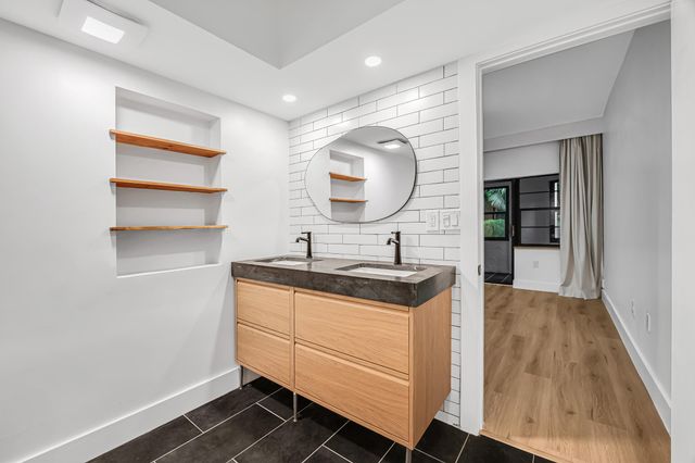 6670 VILLA SONRISA Drive 213, Boca Raton, FL 33433