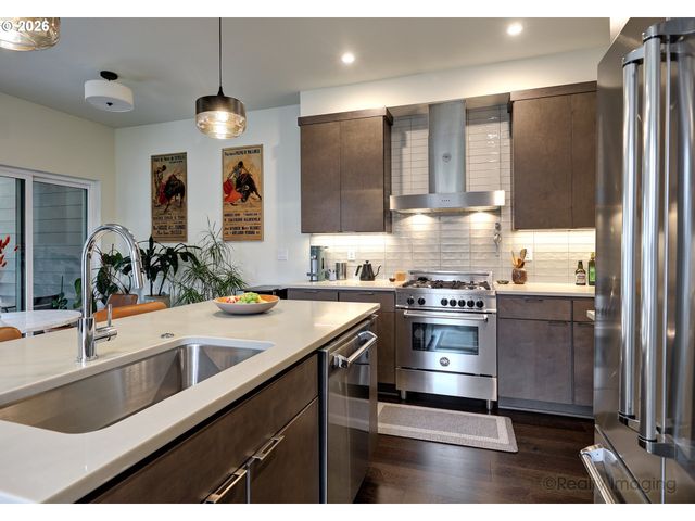 4828 N MISSOURI Ave, Portland, OR 97217