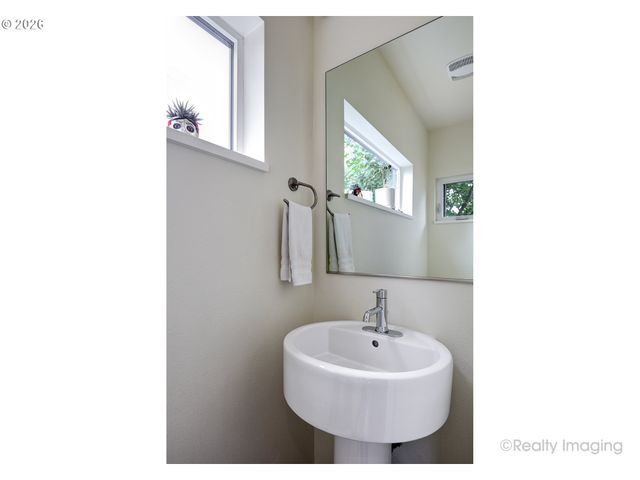 4828 N MISSOURI Ave, Portland, OR 97217