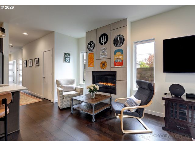 4828 N MISSOURI Ave, Portland, OR 97217