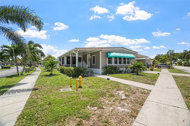 202 NW 52nd Court, Deerfield Beach, FL 33064