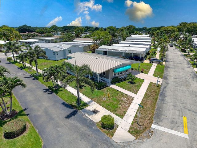 202 NW 52nd Court, Deerfield Beach, FL 33064
