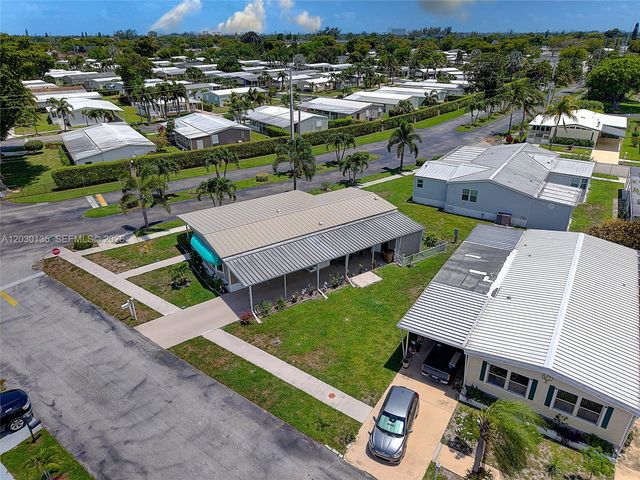 202 NW 52nd Court, Deerfield Beach, FL 33064