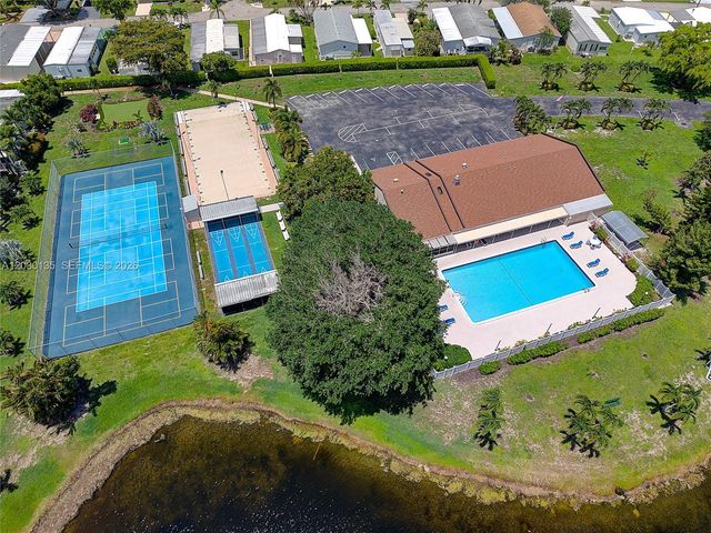 202 NW 52nd Court, Deerfield Beach, FL 33064