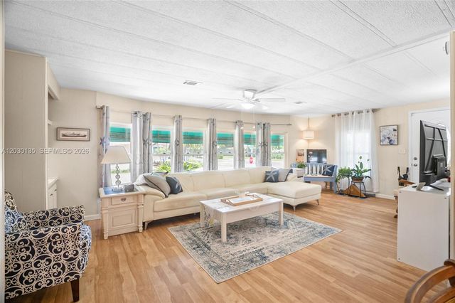 202 NW 52nd Court, Deerfield Beach, FL 33064
