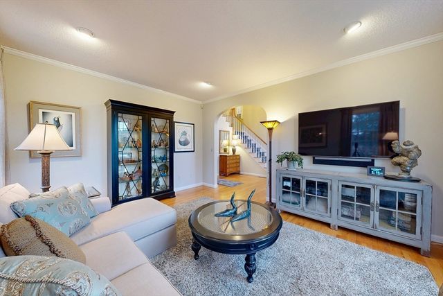 19 Haven Rd., Medfield, MA 02052