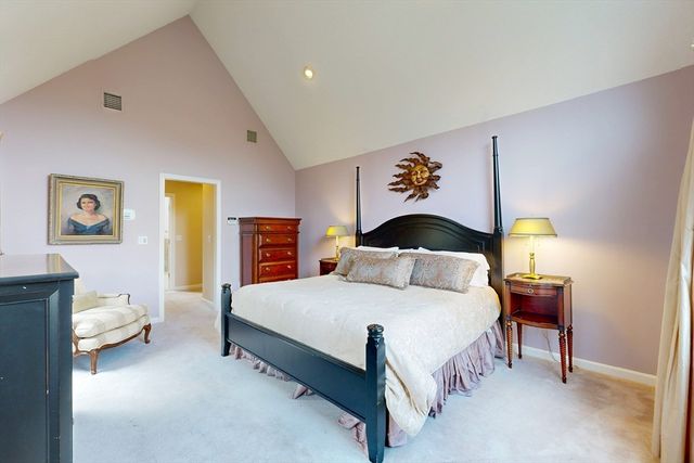 19 Haven Rd., Medfield, MA 02052