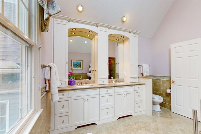 19 Haven Rd., Medfield, MA 02052