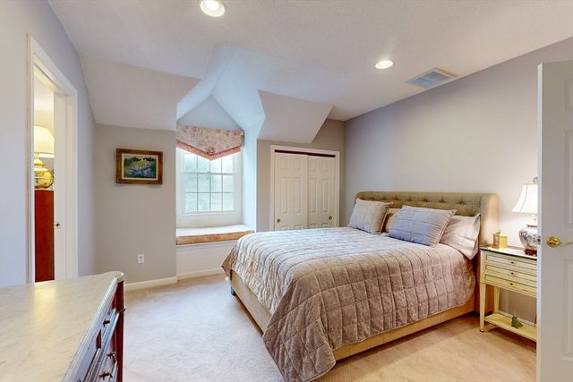 19 Haven Rd., Medfield, MA 02052