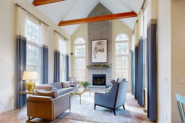 19 Haven Rd., Medfield, MA 02052