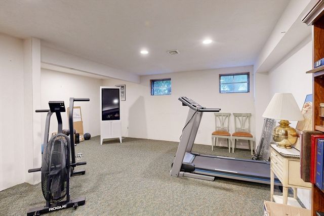 19 Haven Rd., Medfield, MA 02052