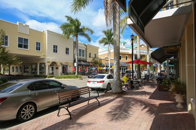 7908 TREESDALE GLEN, Lakewood Ranch, FL 34202