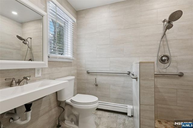 45 Lake Road, Upper Saddle River, NJ 07458