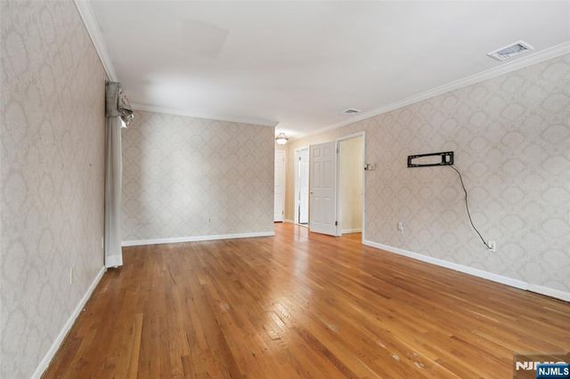 45 Lake Road, Upper Saddle River, NJ 07458