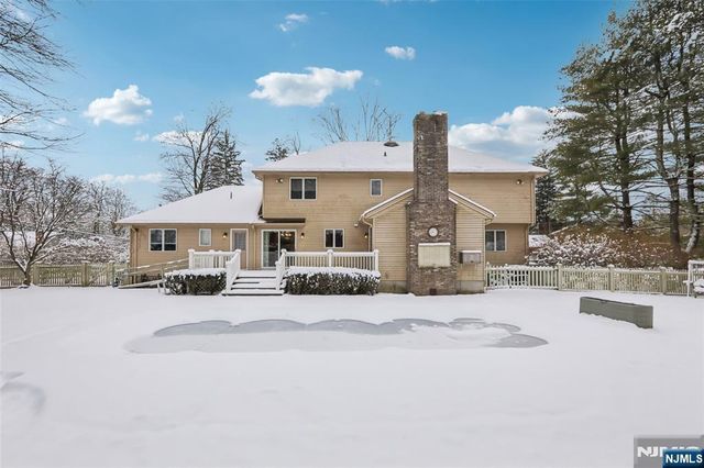 45 Lake Road, Upper Saddle River, NJ 07458