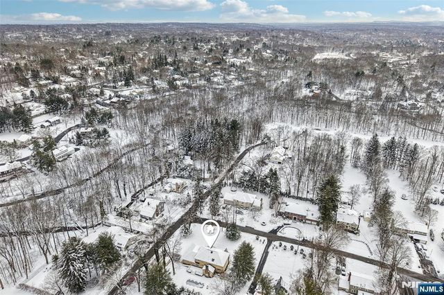 45 Lake Road, Upper Saddle River, NJ 07458