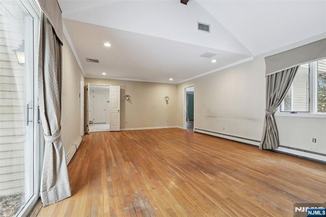 45 Lake Road, Upper Saddle River, NJ 07458