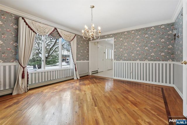 45 Lake Road, Upper Saddle River, NJ 07458