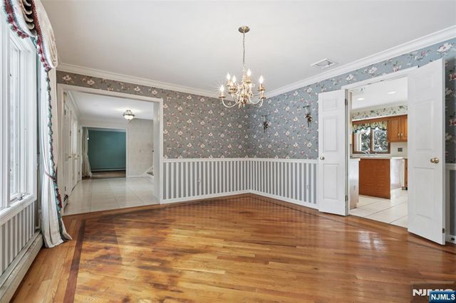 45 Lake Road, Upper Saddle River, NJ 07458