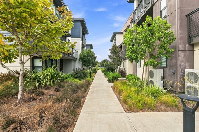 185 Waters Park Circle, San Mateo, CA 94403