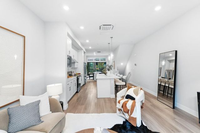 185 Waters Park Circle, San Mateo, CA 94403