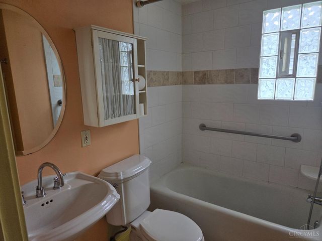 4390 Matson Avenue, Deer Park, OH 45236