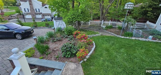309 Paul Court, Wyckoff, NJ 07481