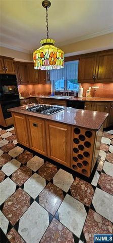 309 Paul Court, Wyckoff, NJ 07481