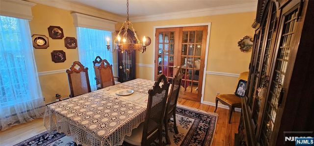 309 Paul Court, Wyckoff, NJ 07481