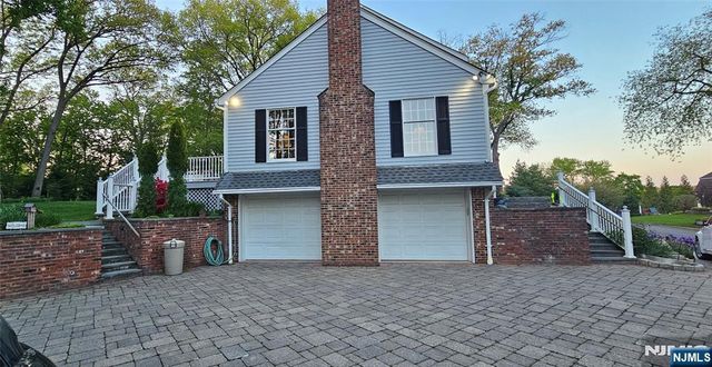 309 Paul Court, Wyckoff, NJ 07481
