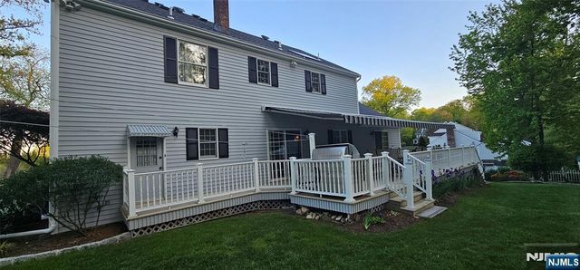 309 Paul Court, Wyckoff, NJ 07481