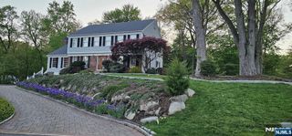 309 Paul Court, Wyckoff, NJ 07481