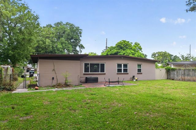 2615 PEEL AVENUE, Orlando, FL 32806