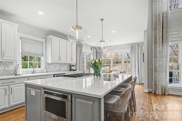 623 N Oak Drive, Huntersville, NC 28078