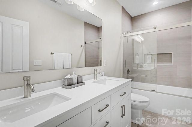 623 N Oak Drive, Huntersville, NC 28078