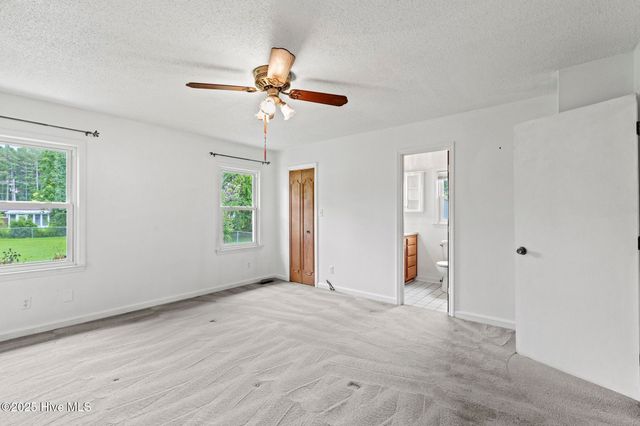 102 Howell Drive, Jacksonville, NC 28540