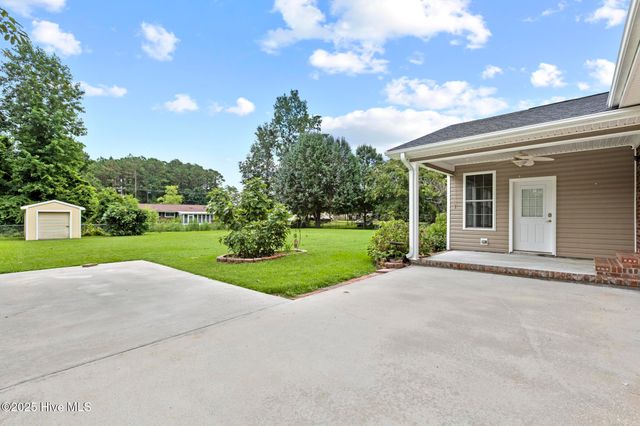 102 Howell Drive, Jacksonville, NC 28540