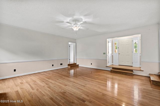 102 Howell Drive, Jacksonville, NC 28540