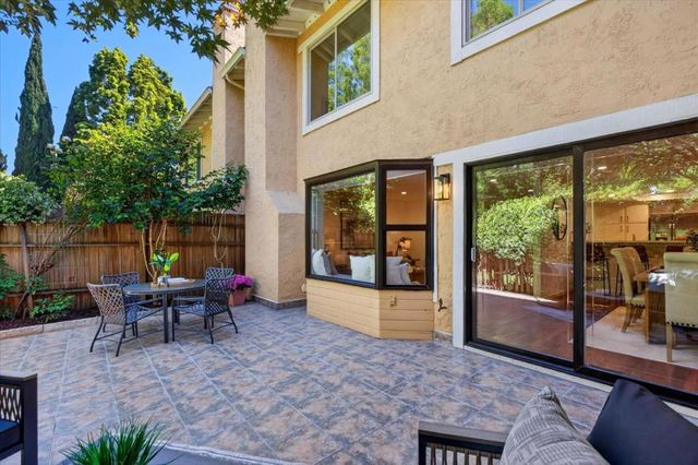 461 Leahy Street, Redwood City, CA 94061