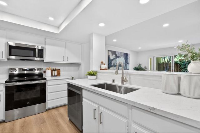 461 Leahy Street, Redwood City, CA 94061